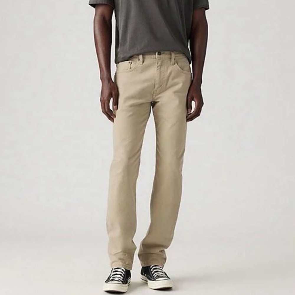 Levi’s 502 Regular Tapered Fit Jeans Tan